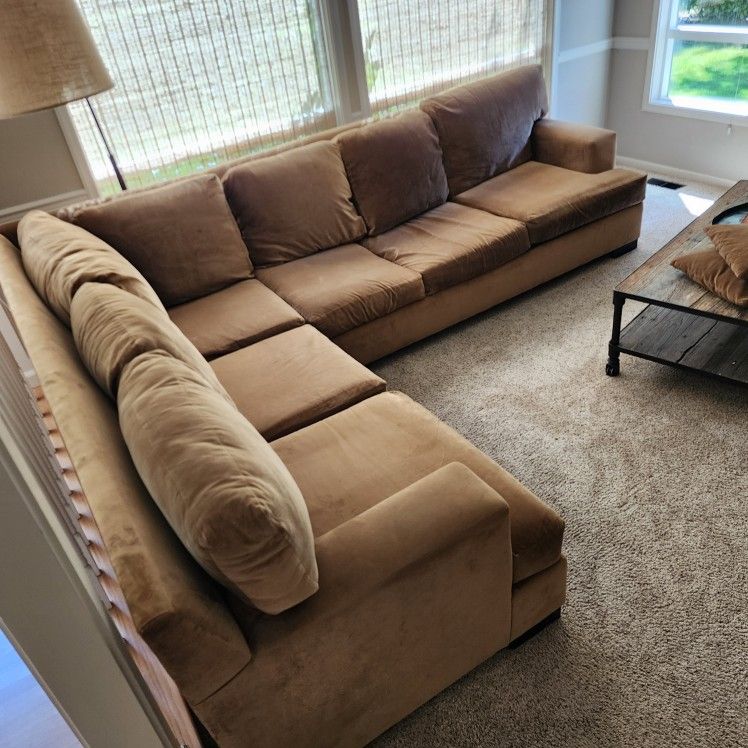 Sectional Couch With Delivery