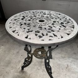 Outdoor Metal Table 