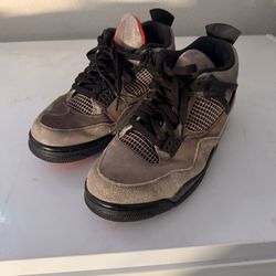Jordan 4 Taupe Haze Size 11