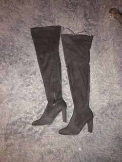 knee high boots size 8/8.5