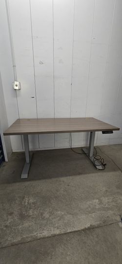 Electric Height-Adjustable Standing Desk