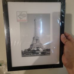 5  8x10 Blk Picture Frames  New 