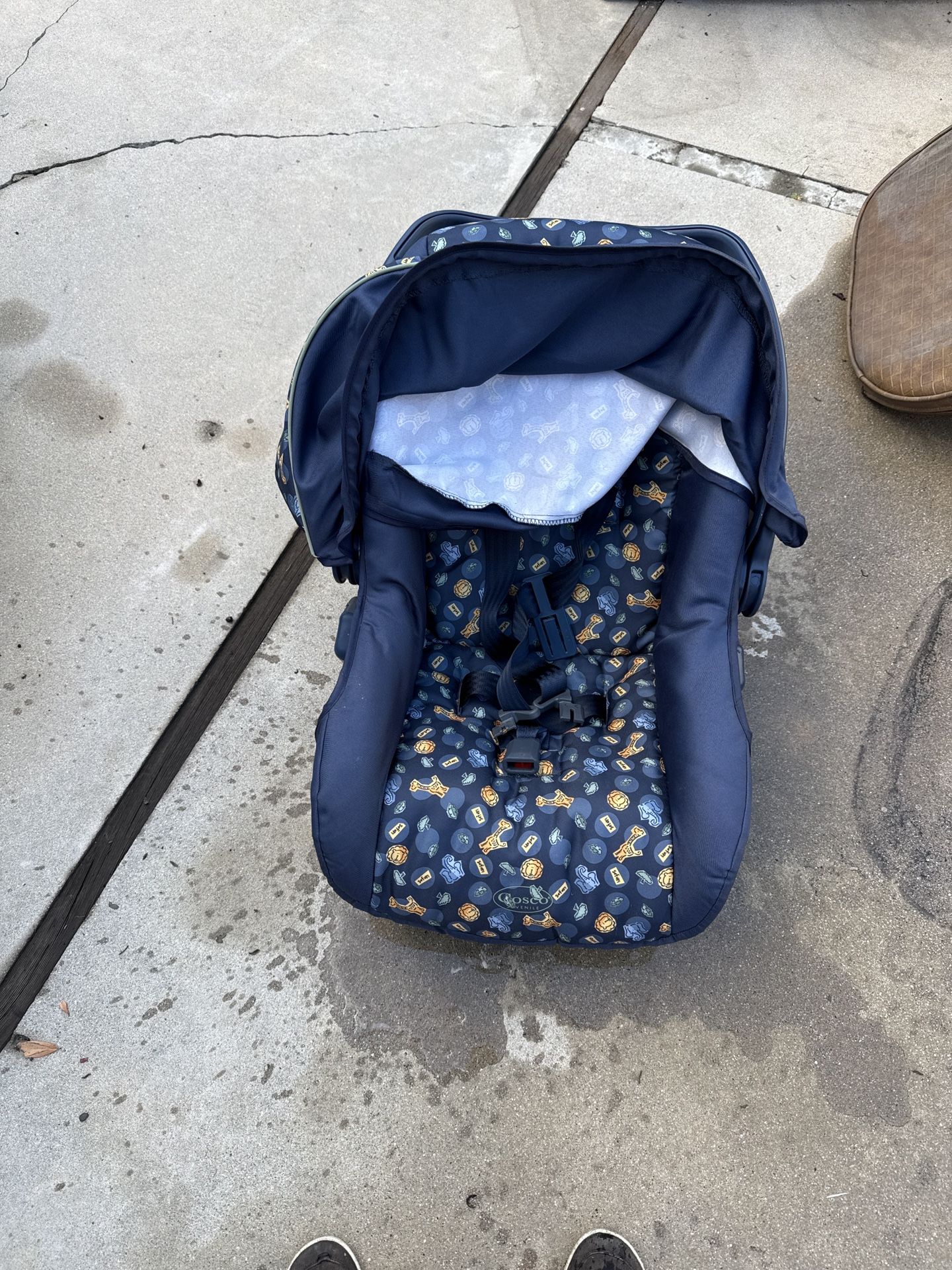 Graco Baby Car Seat Must Pick Up By Today Before The Rain Starts Tomorrow 