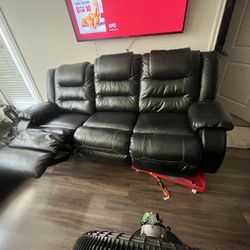 Black Leather Couches 
