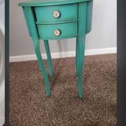 Beautiful Chalk Painted Accent Table