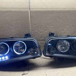 #OH136 2006-2010 Dodge Charger Halo LED Halogen Headlight Pair 