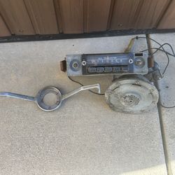 VW Stock Horn, Strg Wheel Horn handle, Radio (used)