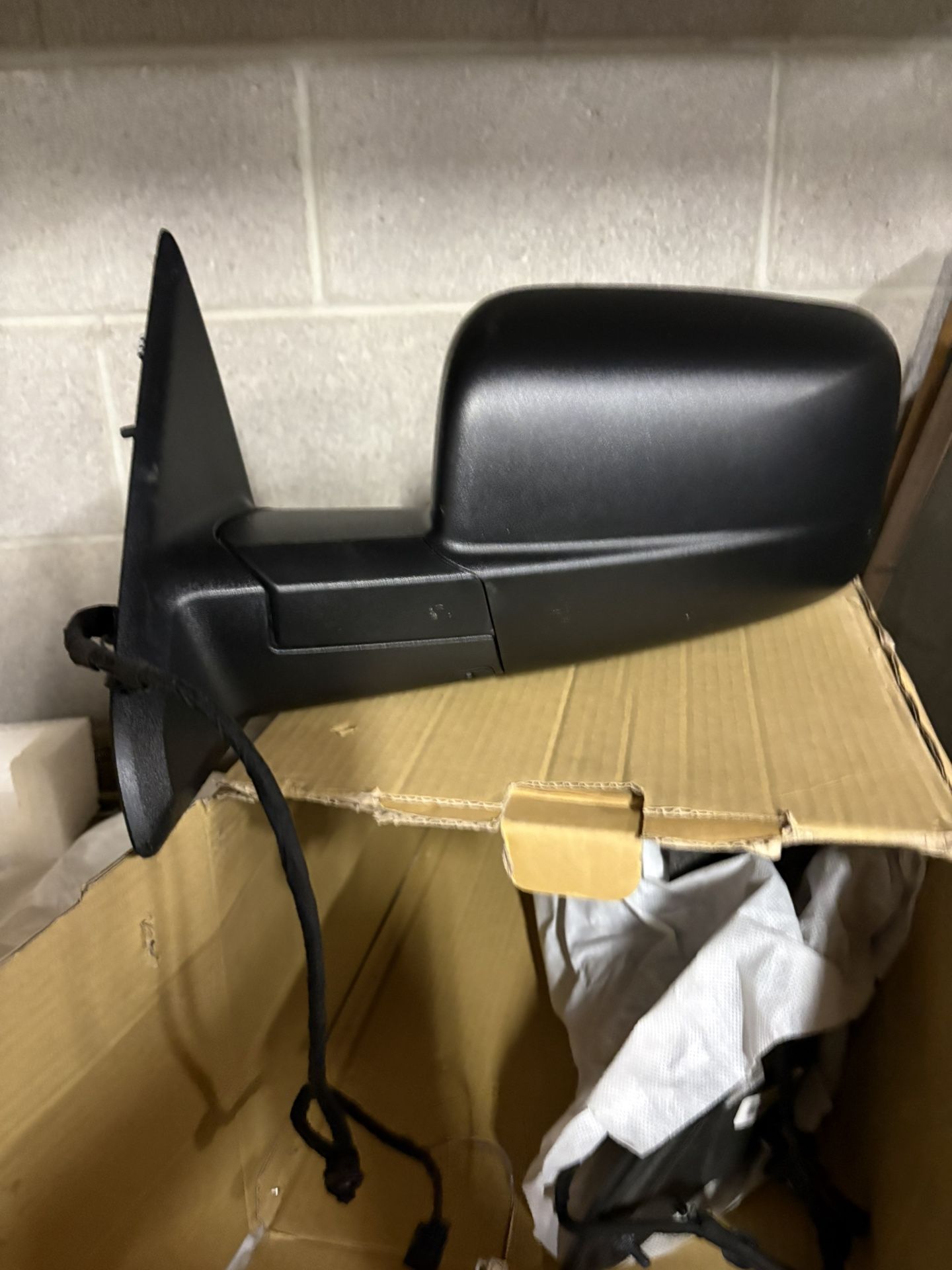 Pair Dodge OEM Ram 2500 Power/Heated Mirrord