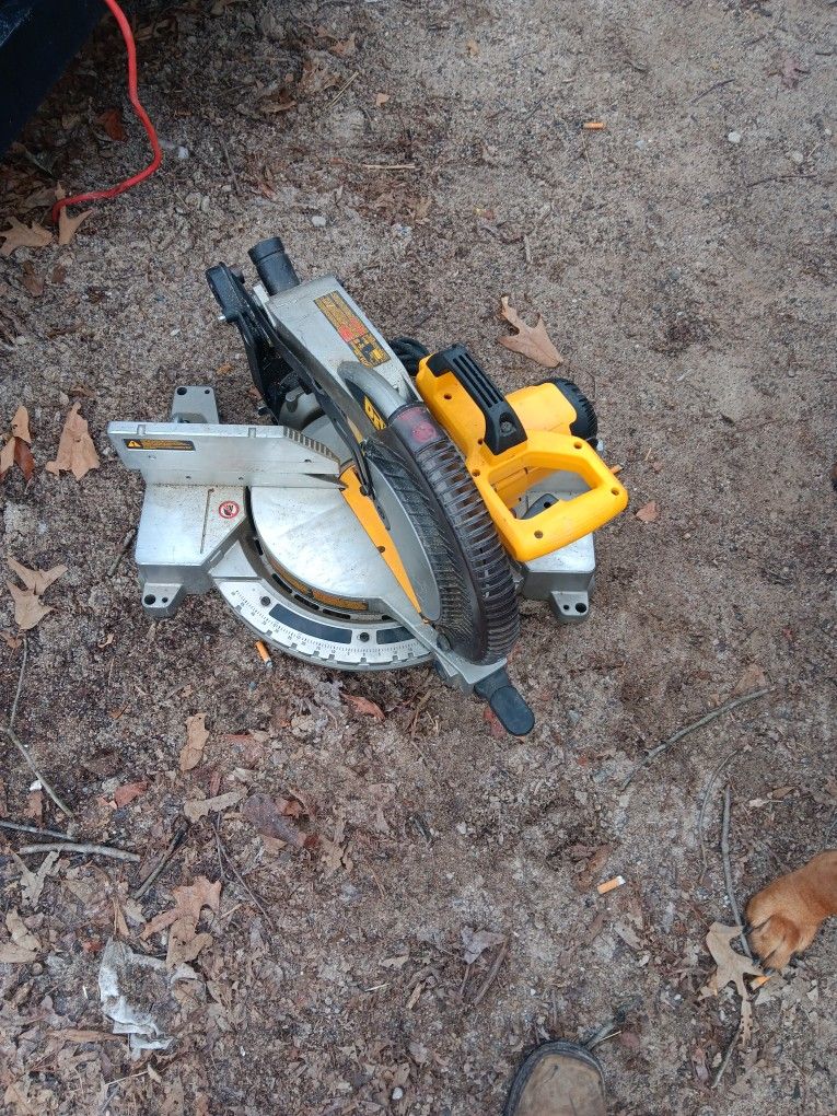 Dewalt Chop Saw