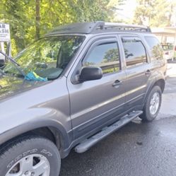 2003 Ford Escape