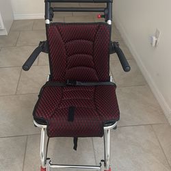 Foldable wheel chair