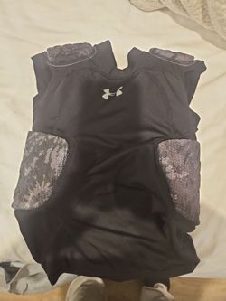Under Armour Youth M Padded Shirt