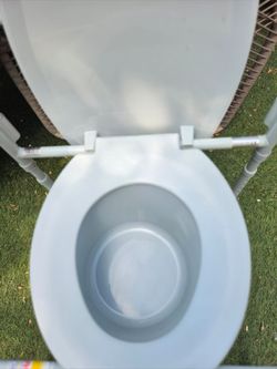 Portable Bedside Commode Chair