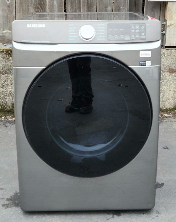 Samsung Dryer Electric BRAD NEW!