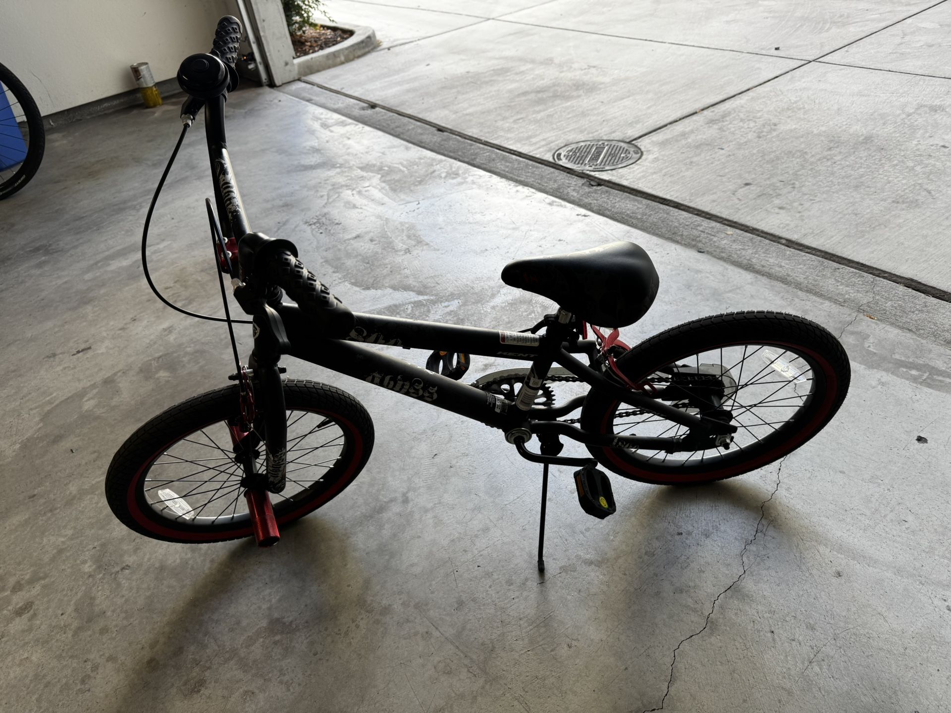 Kids Bike With Training Wheels 