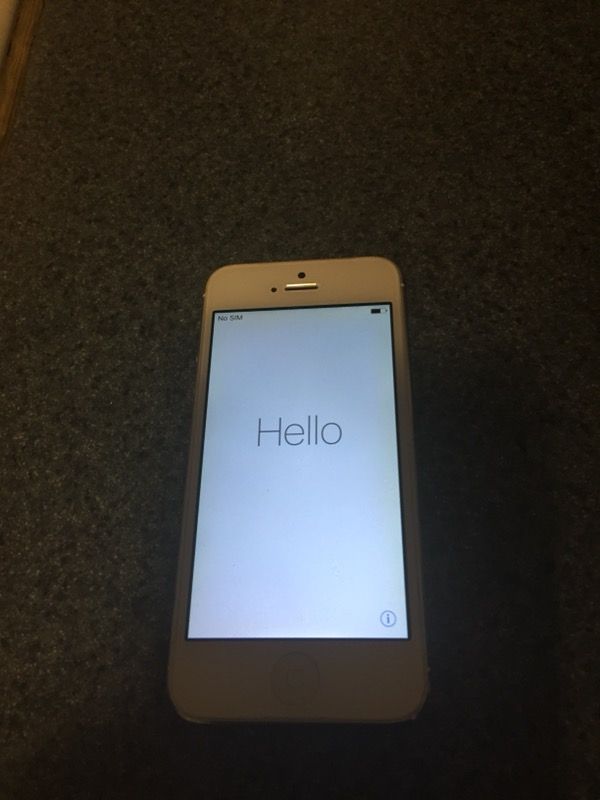 iPhone 5 Unlocked!! Mint!