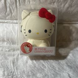 Brand New Sanrio Hello Kitty 3D Coin Purse