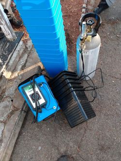 Watering Bucket And Equipment For Flowering Equipment