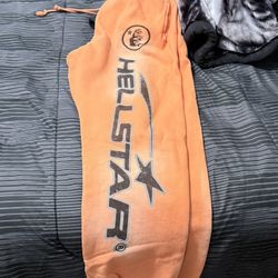 hellstar sweat pants and shirts 