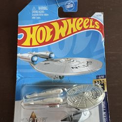 Hot Wheels U.S.S. Enterprise NCC-1701 Fantasy Main Line 