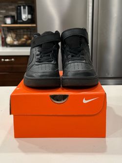 All Black Youth Nike Air Force 1 Youth 2.5 No box included