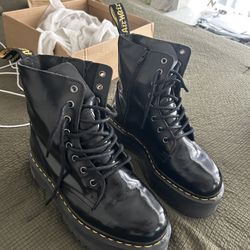 platform doc martins size 8 women’s 