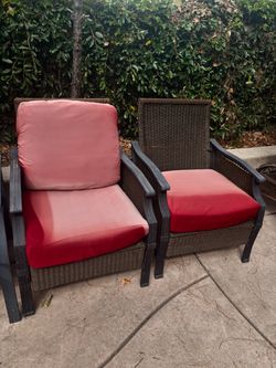 2 sets of patio chairs
