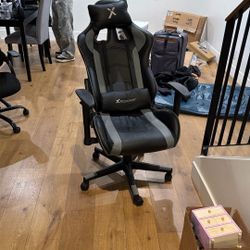 Gaming Chair *Must Be Gone Today *