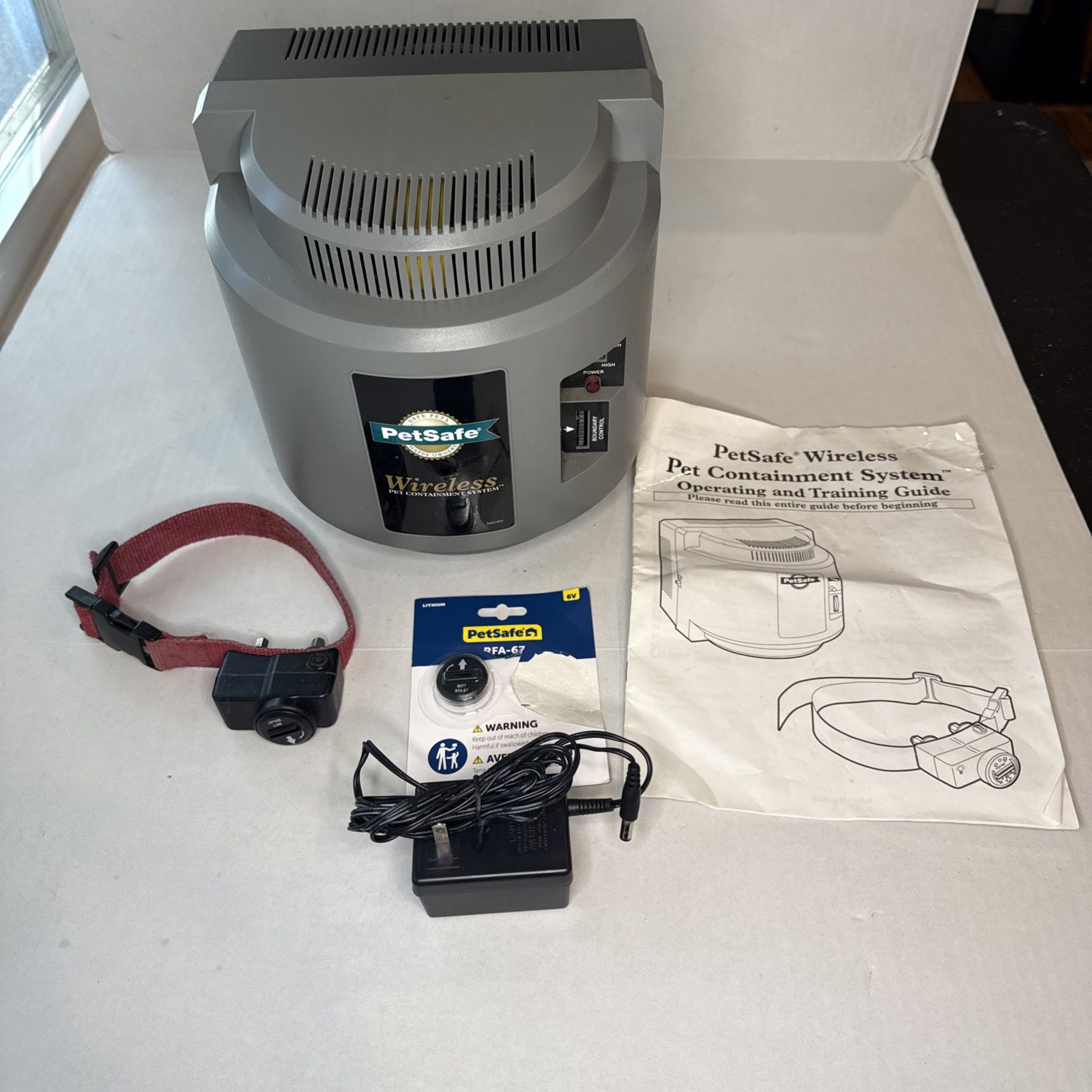 PetSafe IF-100 Wireless Fence Pet Containment System w/ 1 Collar Spare Battery