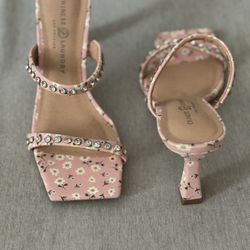 Daisy And Rinestone Heels