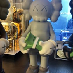 Kaws Figure 30cm