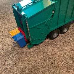 Bruder Garbage Truck