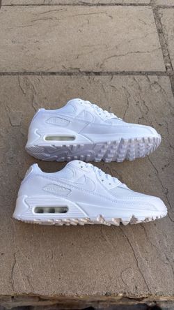 New Nike air max 90 triple white shoes Men’s 7, Youth 7y, Women’s 8.5