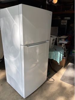 Working Fridge