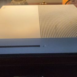 X BOX ONE 1681 MODEL 