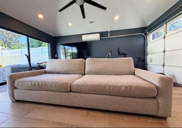 Restoration Hardware Luxe Maxwell 9ft Sofa sand linen