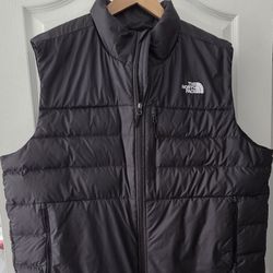 The North Face Black Puffer Vest XL