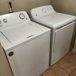 Nice Amana Washer And Dryer Set X Condition
