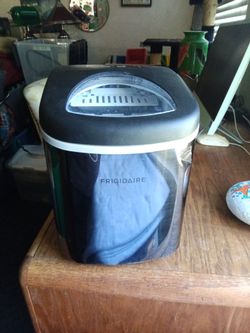 Frigidaire ice maker