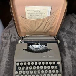 Rare 1958 Smith Corona Skyriter Columbia Issue Note Taking Typewriter With Case
