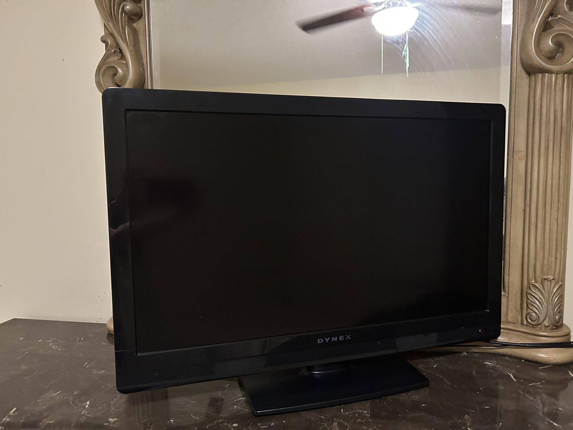 Dynex  32 Inch Tv 