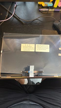 MacBook Air A2337 screen