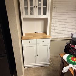 Kitchen Hutch/Drink Bar