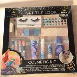 Disney Princess Get The Look Cosmetic Kit $10
