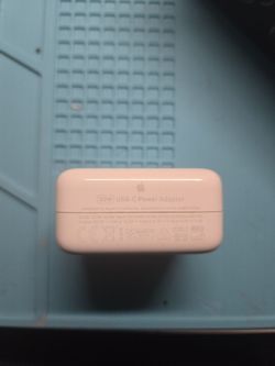 Official Apple 30W power Adapter