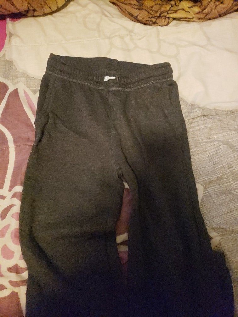 Old Navy Pans Size 10-12 