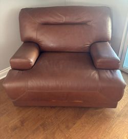 Baseball Stitched, Fully Reclinable Leather Side Chair