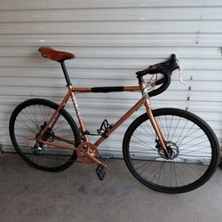 Trek used Road Bike for sale size Medium