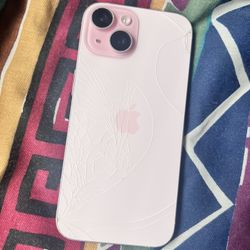 iPhone 15 Pink 