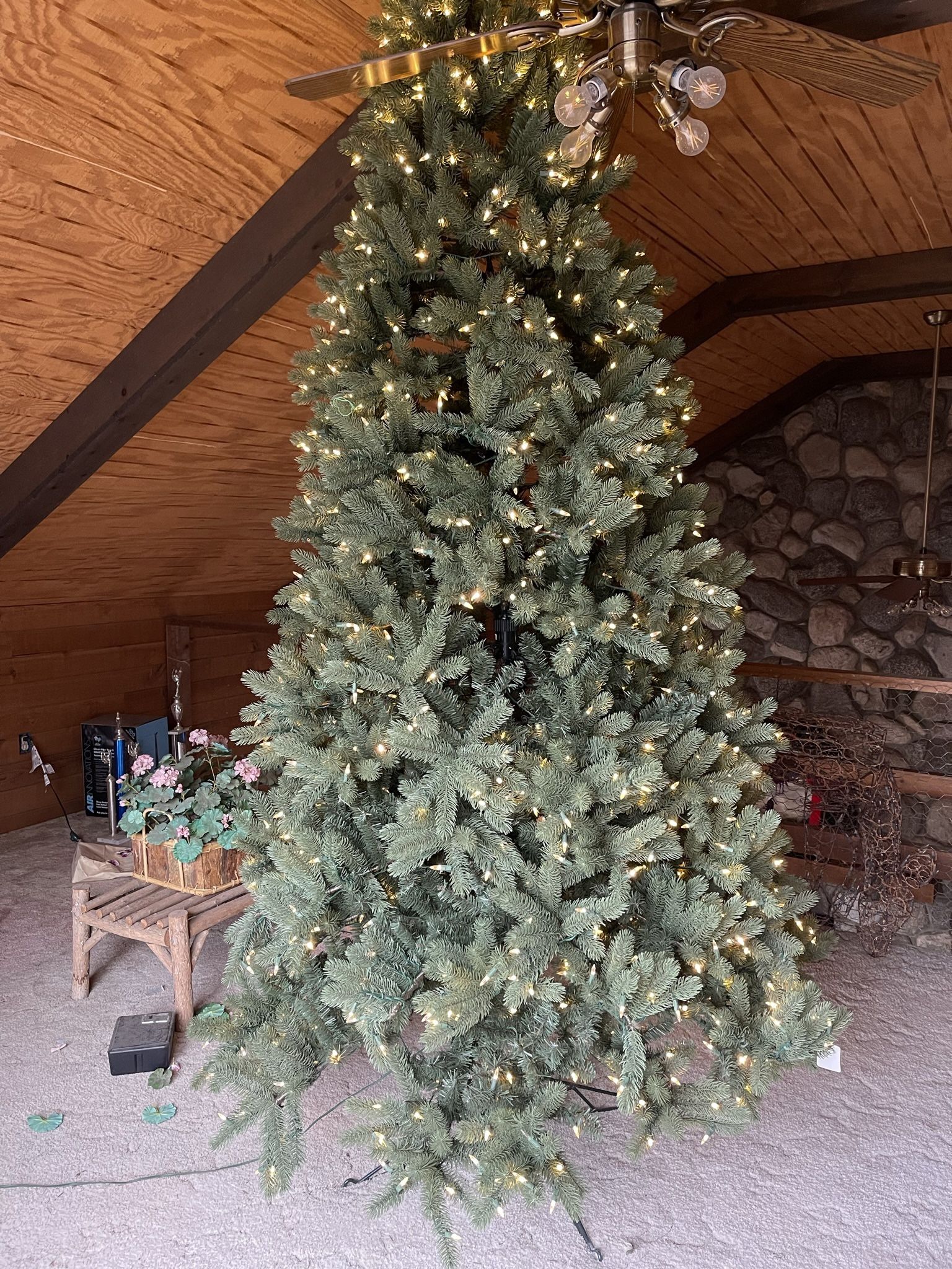9ft Pre Lit Christmas Tree